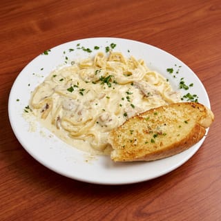 Chicken Fettuccine Alfredo